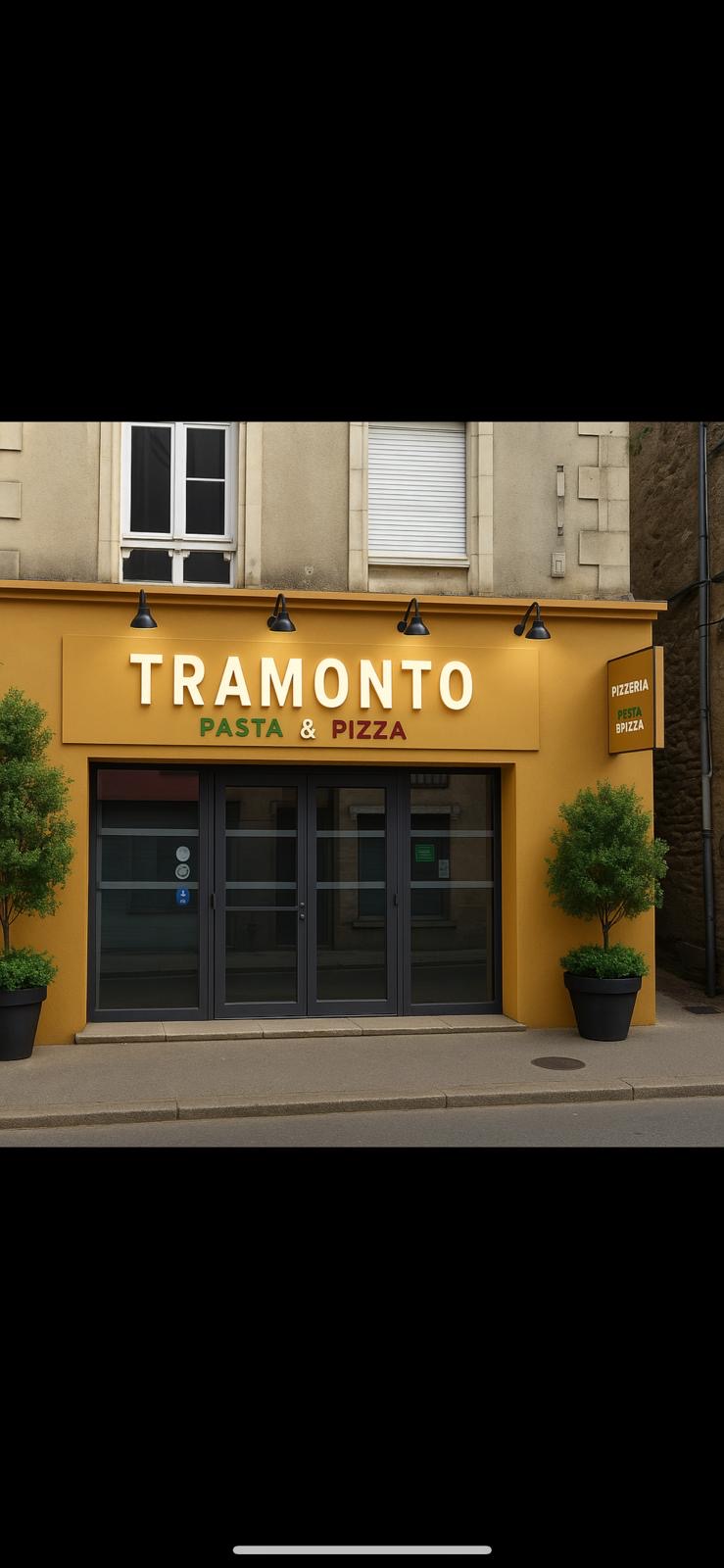 Devanture jaune de Tramonto, 172 rue Nationale à Cholet